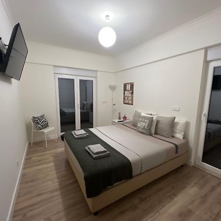 Modern Double Room With Private Balcony Montijo Bagian luar foto