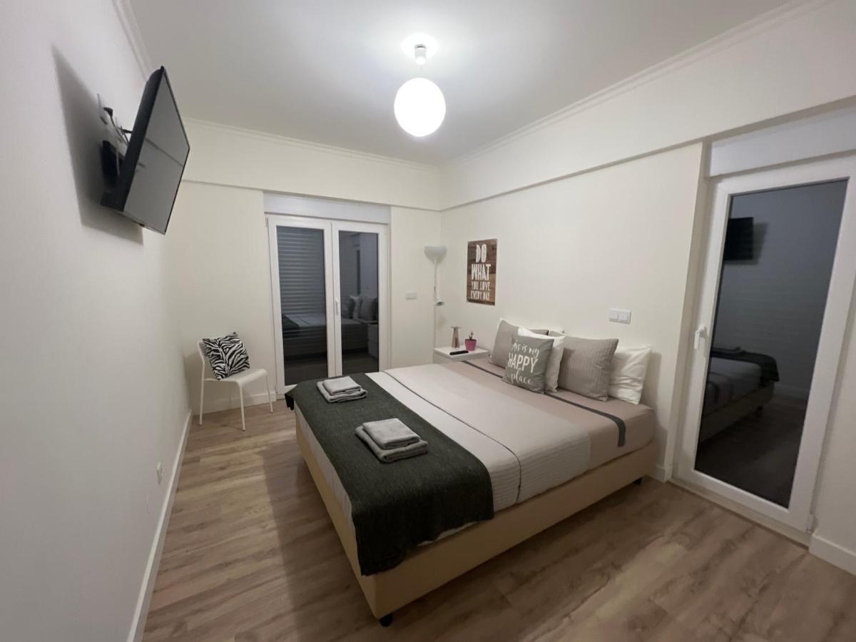 Modern Double Room With Private Balcony Montijo Bagian luar foto