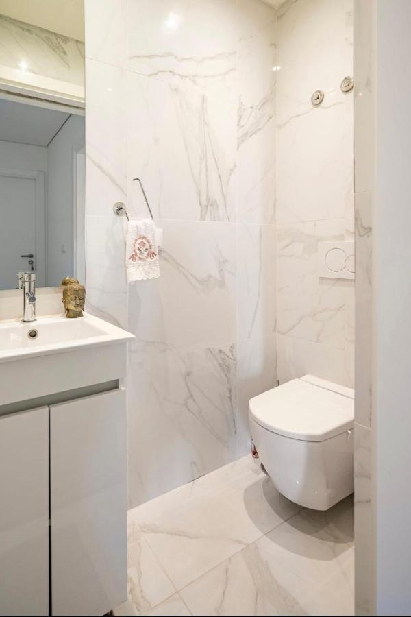 Modern Double Room With Private Balcony Montijo Bagian luar foto