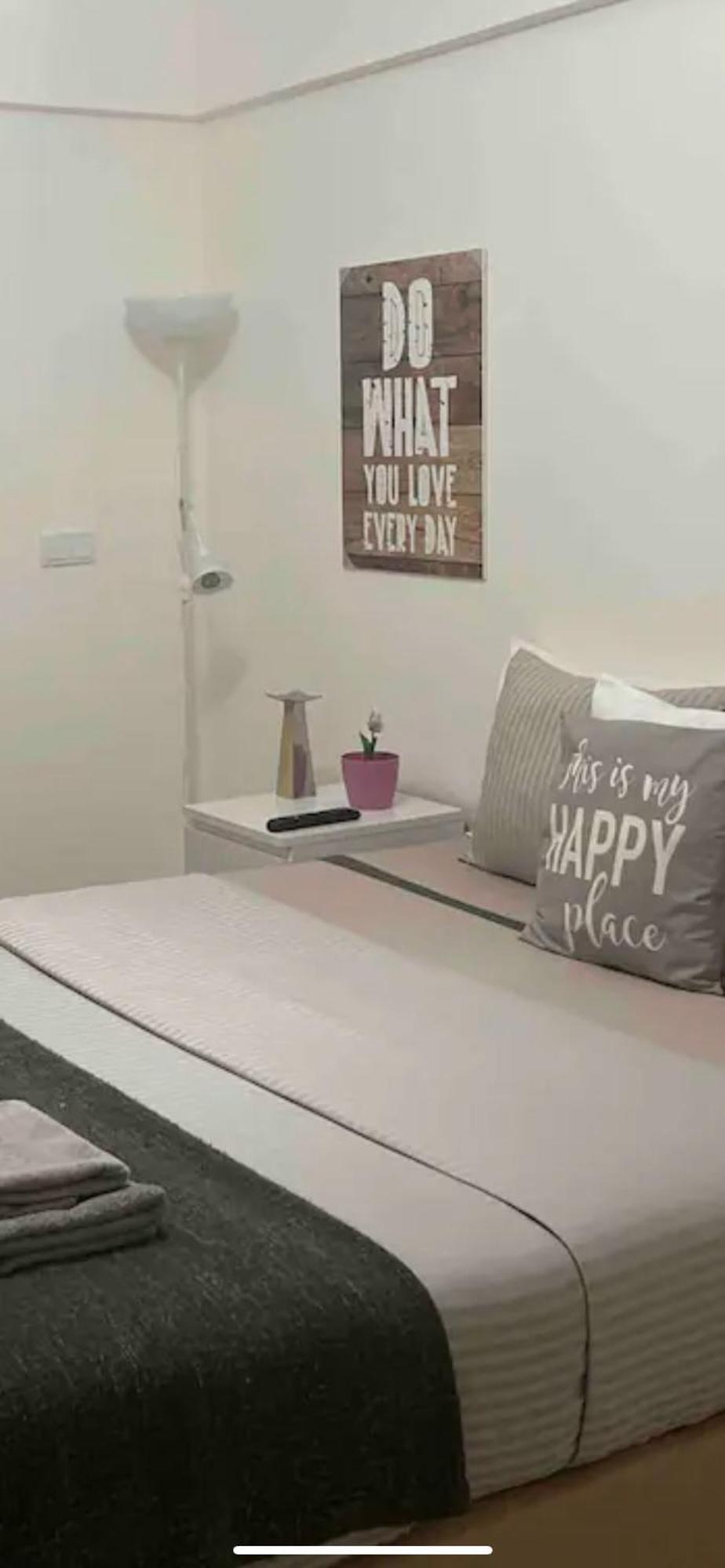 Modern Double Room With Private Balcony Montijo Bagian luar foto