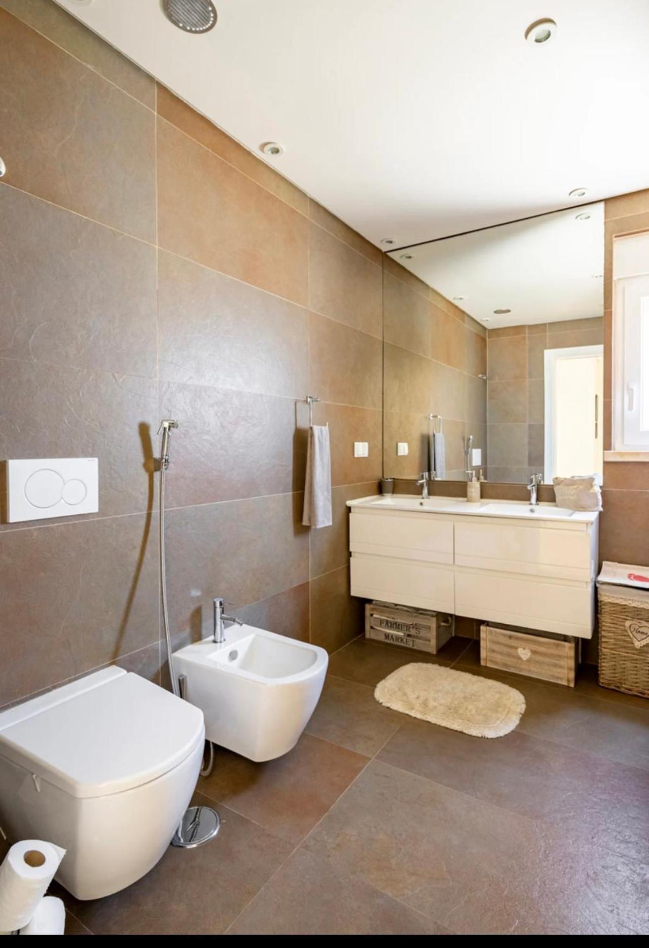 Modern Double Room With Private Balcony Montijo Bagian luar foto